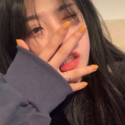 用闺蜜名义网购了一堆东西，她崩溃了