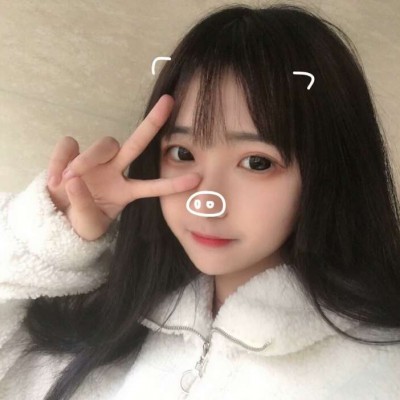 香港夜景太浪漫了，我们都没说话